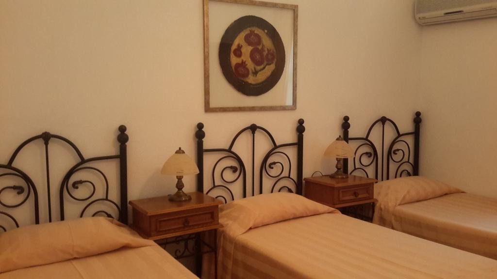 بوزجادا Ege Hotel الغرفة الصورة